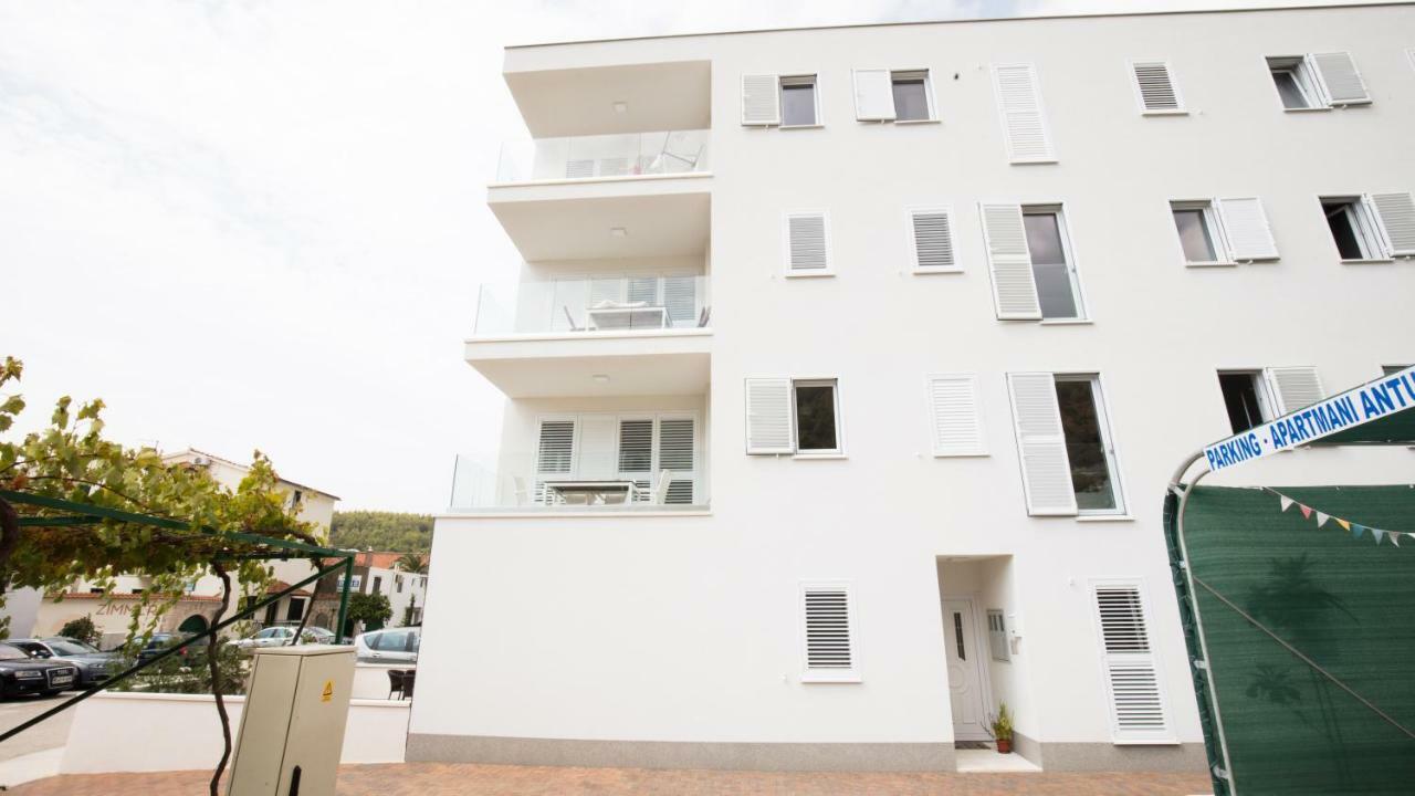 Zamarin 1 Drvenik (Split-Dalmatia)
